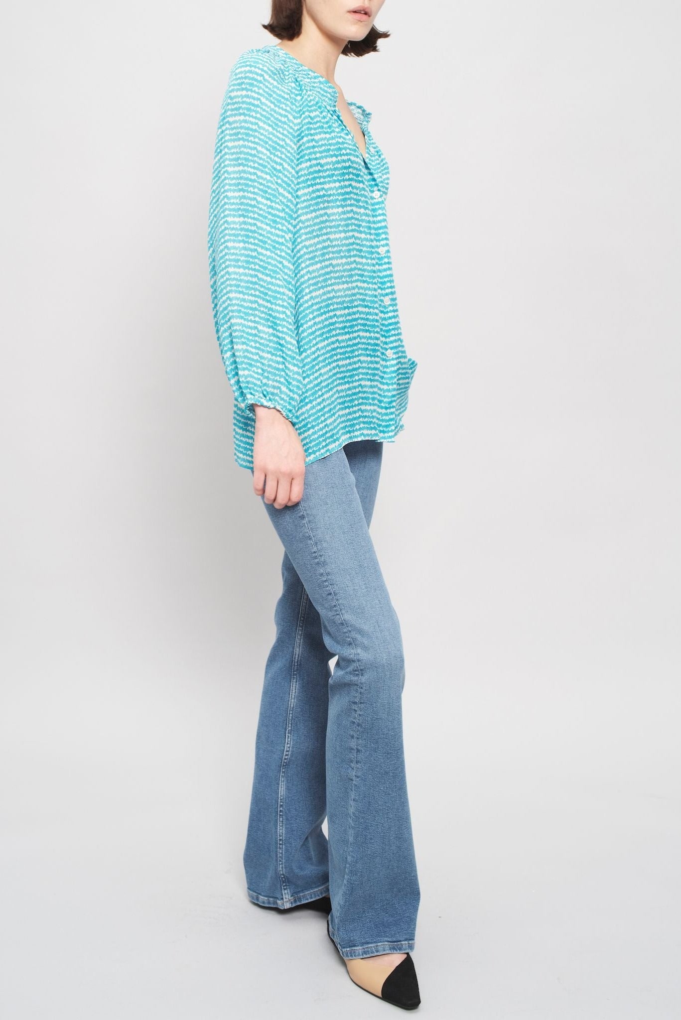 The Classic Blouse | Vibrant Turquoise Sound